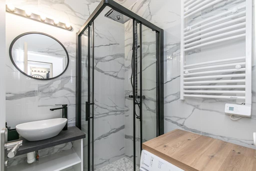Mba Splendide Appart - Le Raincy - Banlieue Paris วิลล์มงบ์ ภายนอก รูปภาพ