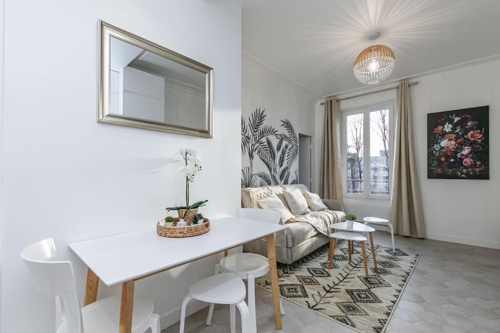 Mba Splendide Appart - Le Raincy - Banlieue Paris วิลล์มงบ์ ภายนอก รูปภาพ